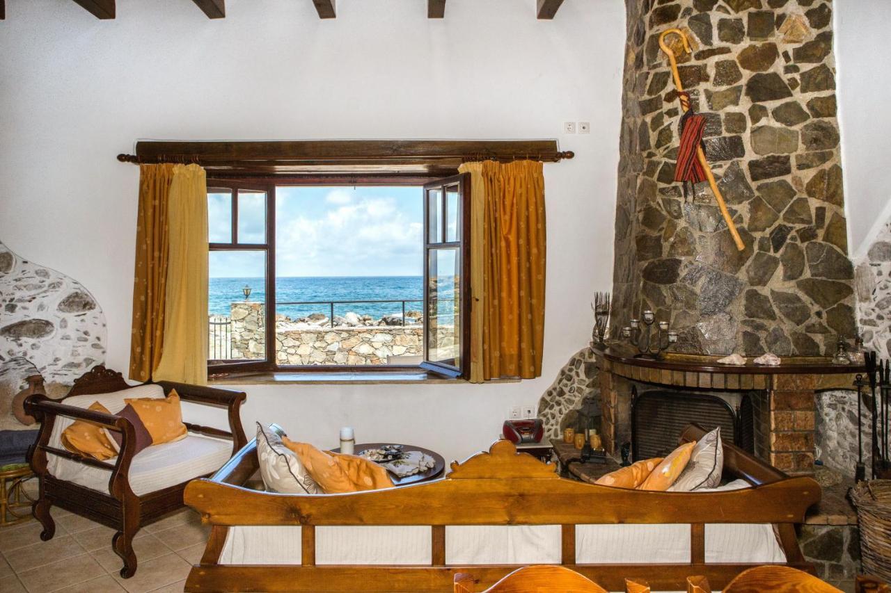 Pericles Beach Villa キサモス エクステリア 写真