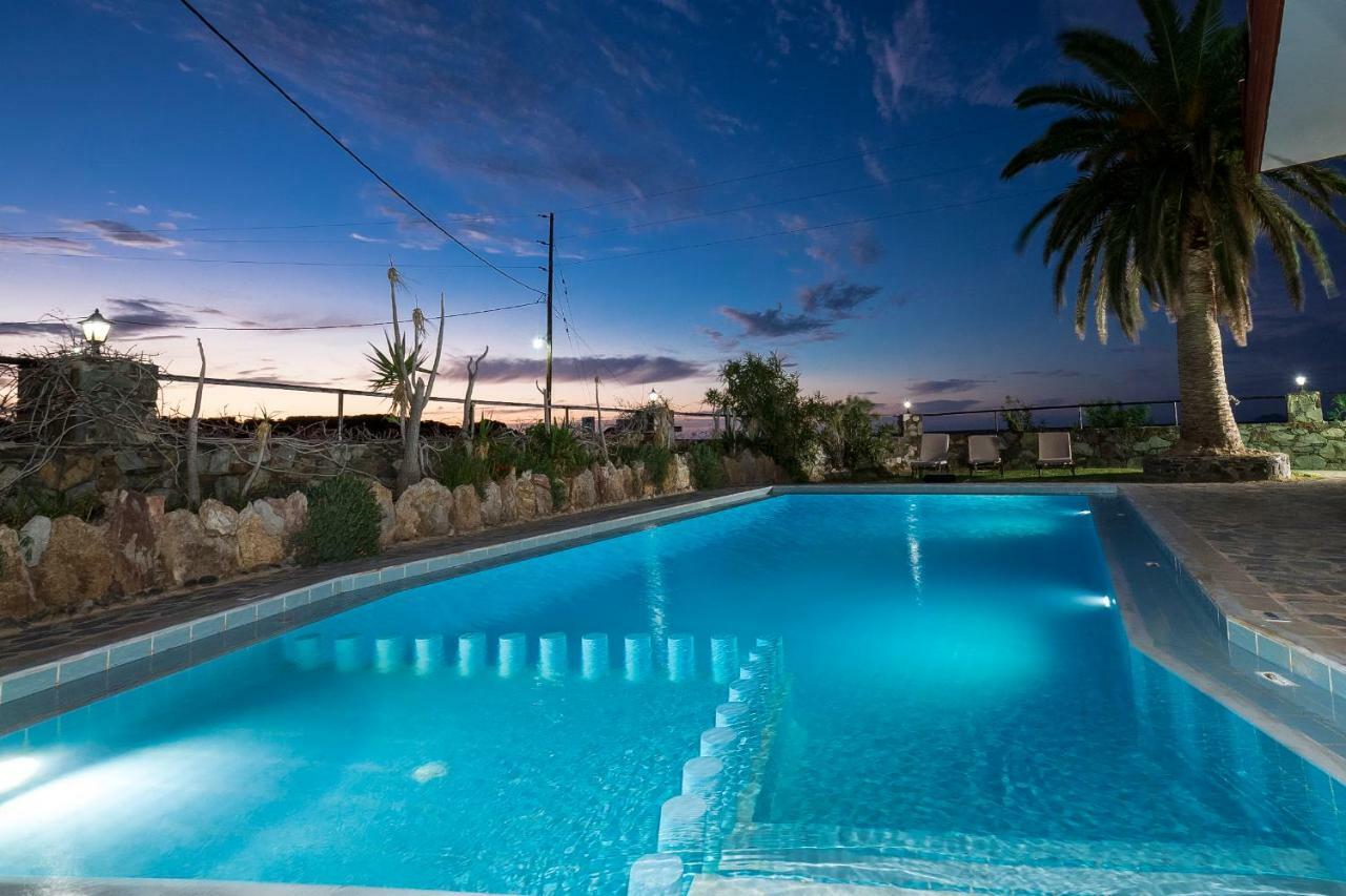 Pericles Beach Villa キサモス エクステリア 写真