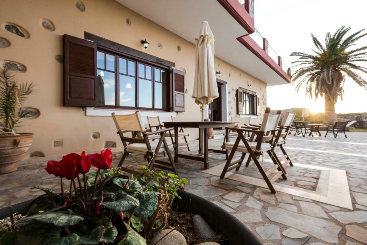 Pericles Beach Villa キサモス エクステリア 写真