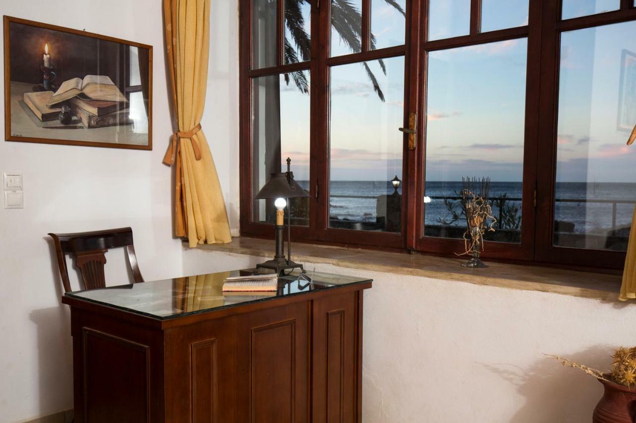 Pericles Beach Villa キサモス エクステリア 写真